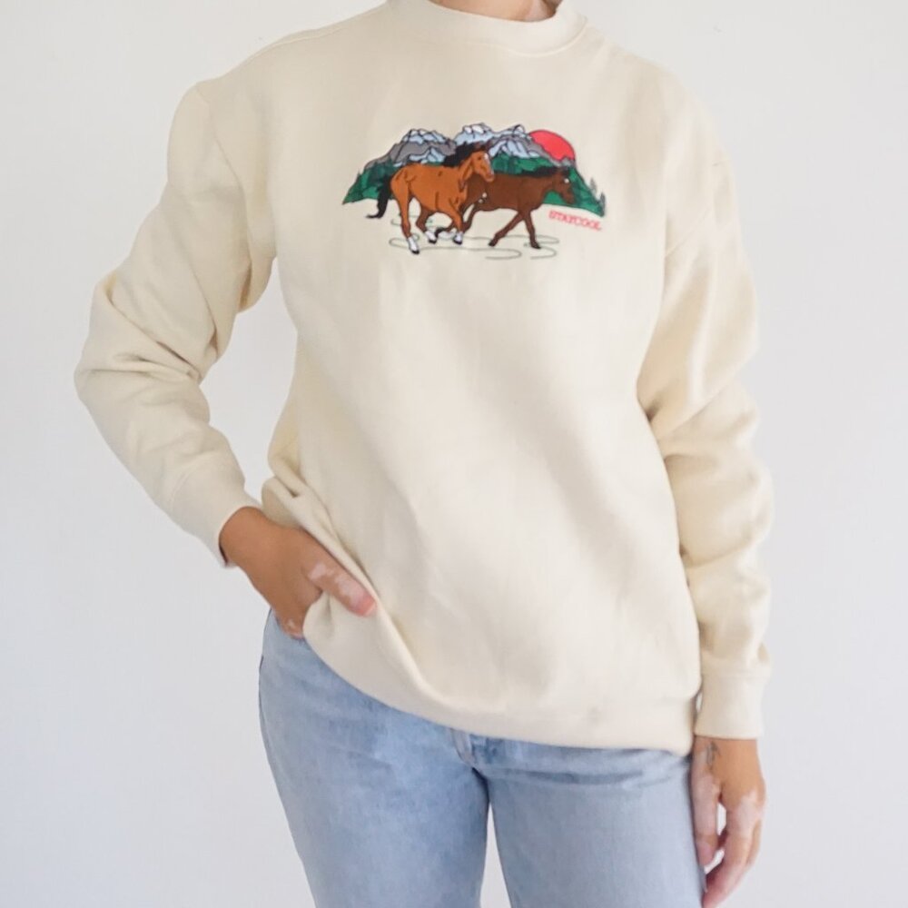 Cream Graphic Crewneck Sweatshirt with Horse Motif